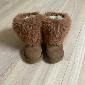 Australia lux collective size 12 winter furr boots